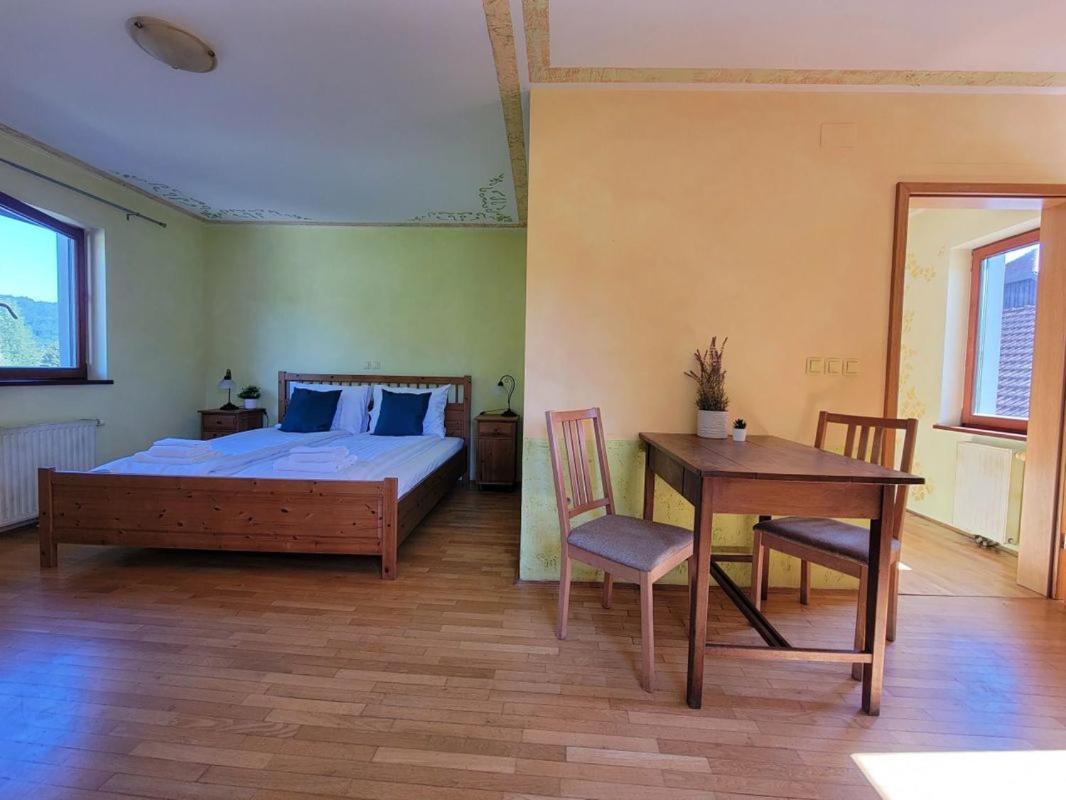 Krka River Lodge Znojile pri Krki Exteriér fotografie