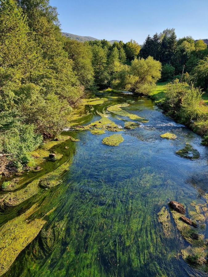 Krka River Lodge Znojile pri Krki Exteriér fotografie